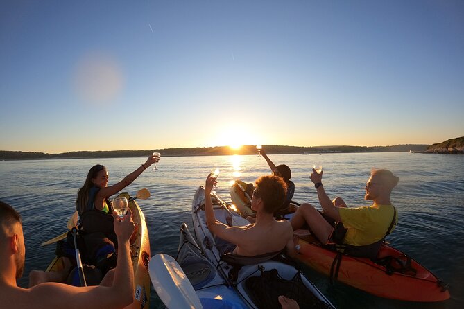 SUNSET WINE TOUR by KAYAK or SUP - Sunset Starts in Premantura at 6:15 pm