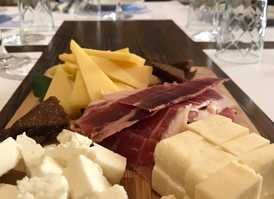 The Best of Hvar in a Day with Wine tasting and Local Dinner - Island wine with a guided tasting