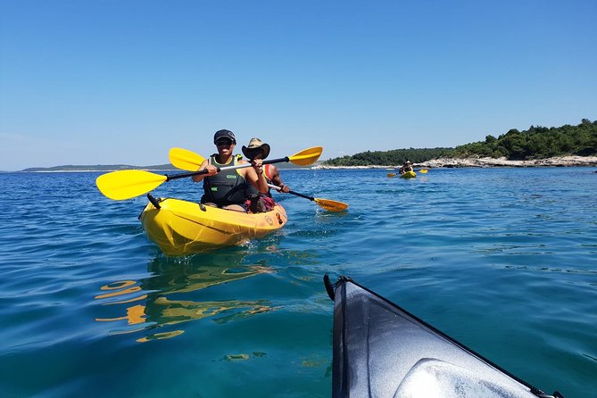 TRANSPARENT KAYAKING or SUP-ing AROUND ISLANDS - Starting at Premantura for a 3 pm paddle