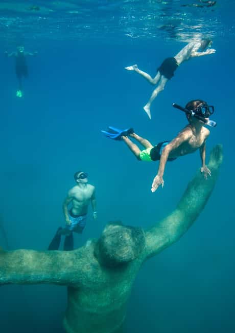 Trogir: Boat tour to Unique underwater museum - The private beach and resort