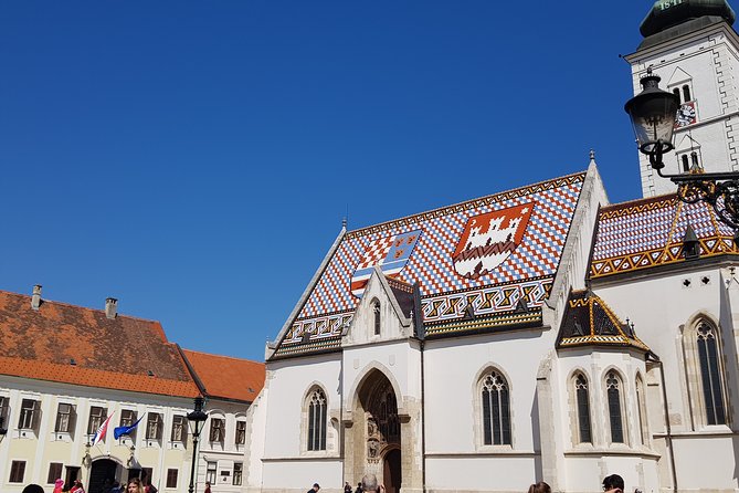 Walking tour of Zagreb - Zagreb Cathedral and the limits of earthquake repairs