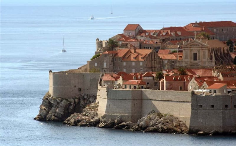 Walls of Dubrovnik: Small-Group 2-Hour Tour With a Local - Key points at a glance