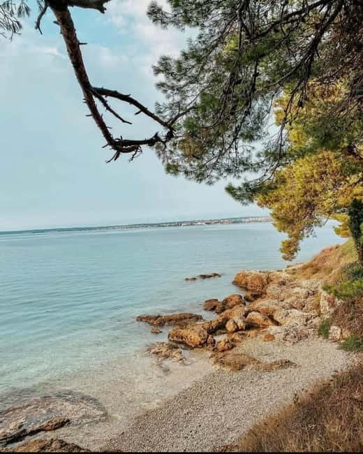 Zadar: 3 Islands SpeedBoat Tour with Snorkeling and Drinks - The first stop is made for swimming