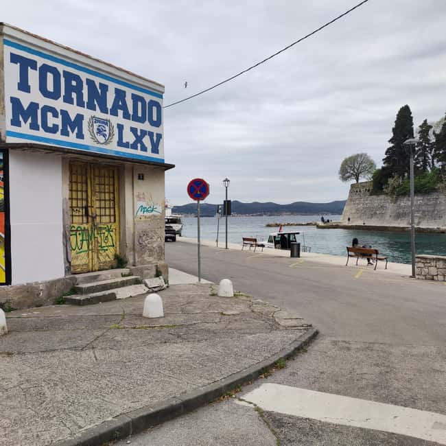 Zadar: 3-Stop Blue Lagoon & Snorkeling Cruise with Drinks - Should you book the Zadar Blue Lagoon cruise?