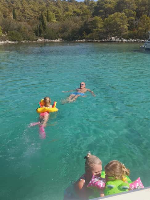 Zadar: 3-Stop Blue Lagoon & Snorkeling Cruise with Drinks - What the $35 price really covers