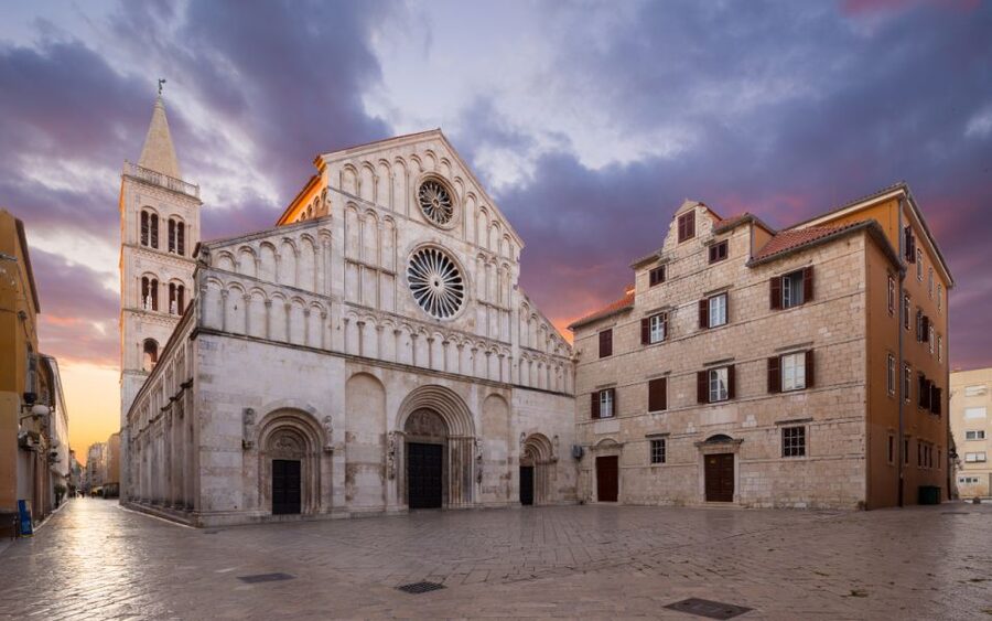 Zadar: Guided Old Town History Walking Tour - Roman Forum and the city’s earliest layers