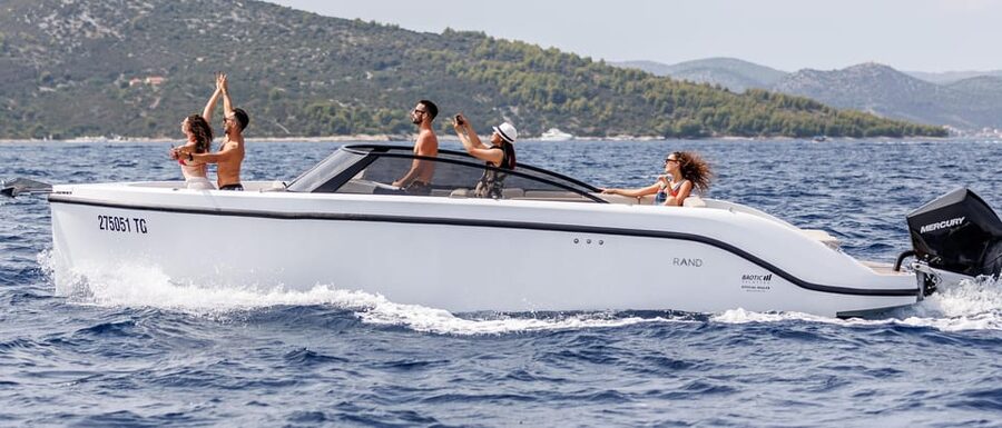 Zadar: Guided Tour to Ugljan, Osljak, & Galevac by Speedboat - Ošljak: a tiny island with room to slow down