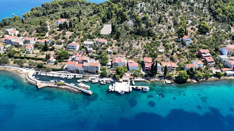 Zadar: Half-day trip wooden boat with drinks - ALL INCLUSIVE - Leaving Zadar from Obala kneza Branimira 27
