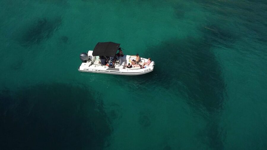 Zadar Islands: Private Hidden Treasures Speedboat Tour - A stop in Iž village for food and local character