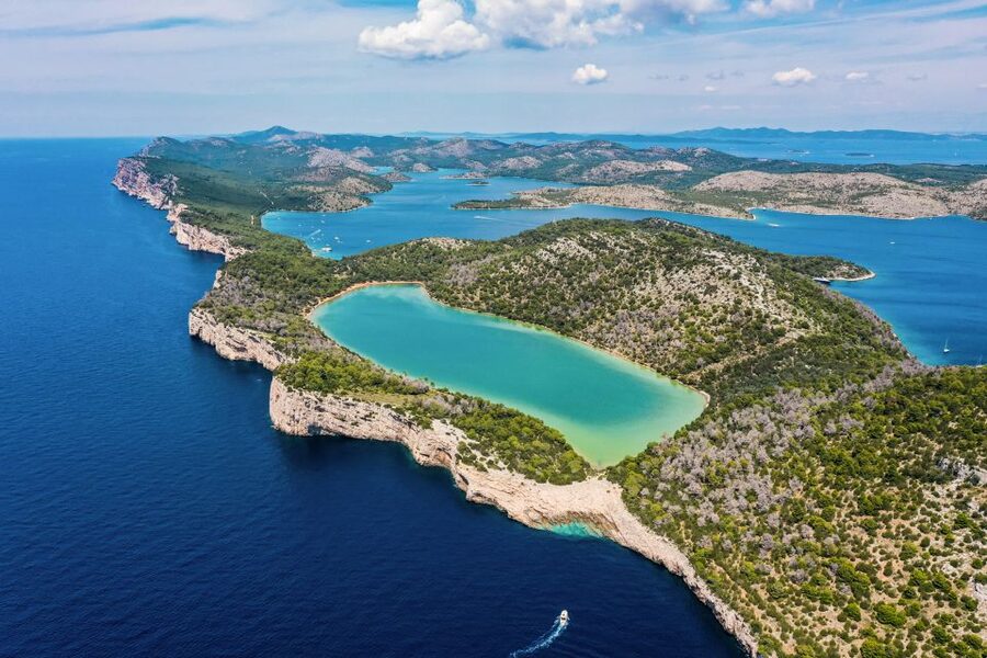 Zadar: Kornati and Telašćica Full-Day Boat Trip with Lunch - Lunch on board, with wine and a few limitations