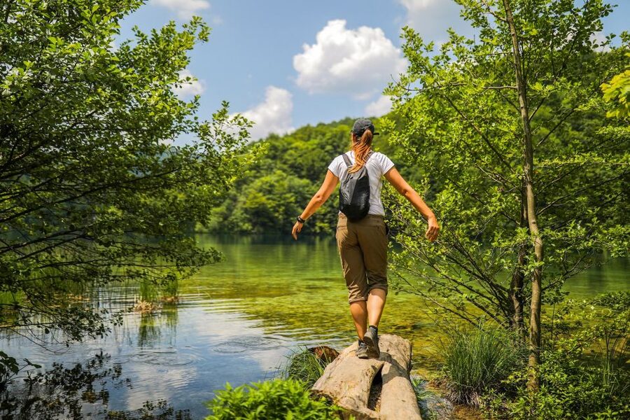 Zadar: Plitvice Lakes Full-Day Guided Tour with a Boat Ride - Arriving at a park built around water
