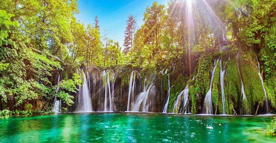 Zadar: Plitvice Lakes with Boat Ride and Zadar Old Town Tour - Key points to know before booking