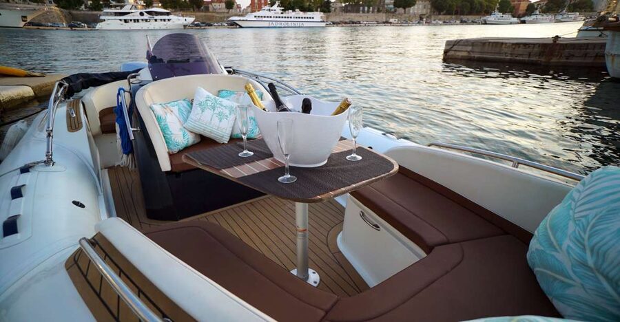 Zadar: Sunset & Nighttime Cruise with Sparkling Wine - The sunset stop, about 20 minutes of open views
