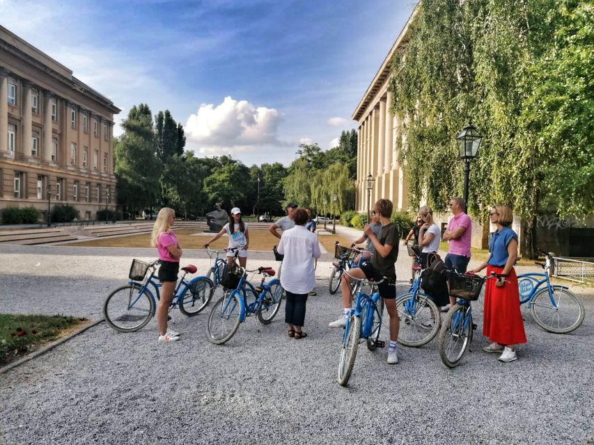 Zagreb: 2.5-Hour Highlights Bike Tour - Dolac Market gives the tour a local pulse
