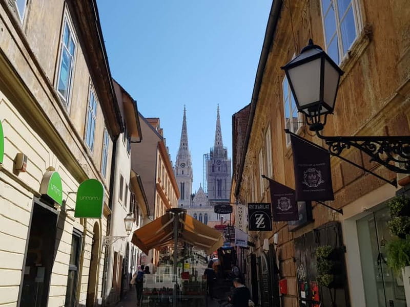 Zagreb: City and WWII Tunnels Walking Tour - Inside the Grič Tunnel