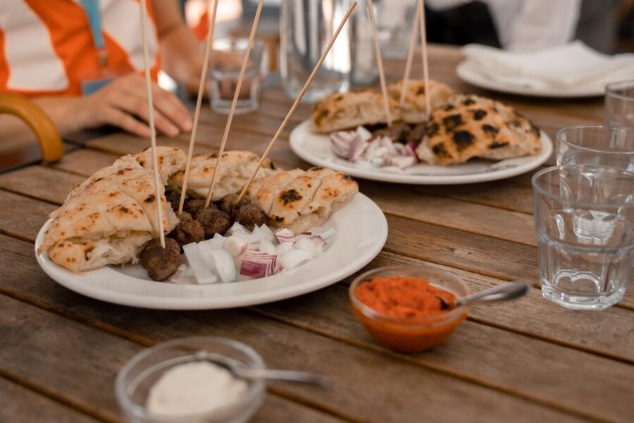 Zagreb: Food Tour with Tastings - How much food should you expect?