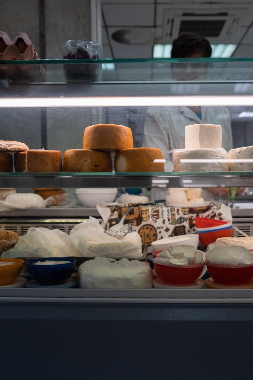 Zagreb: Food Tour with Tastings - Dolac Market: Zagreb’s best introduction to local food