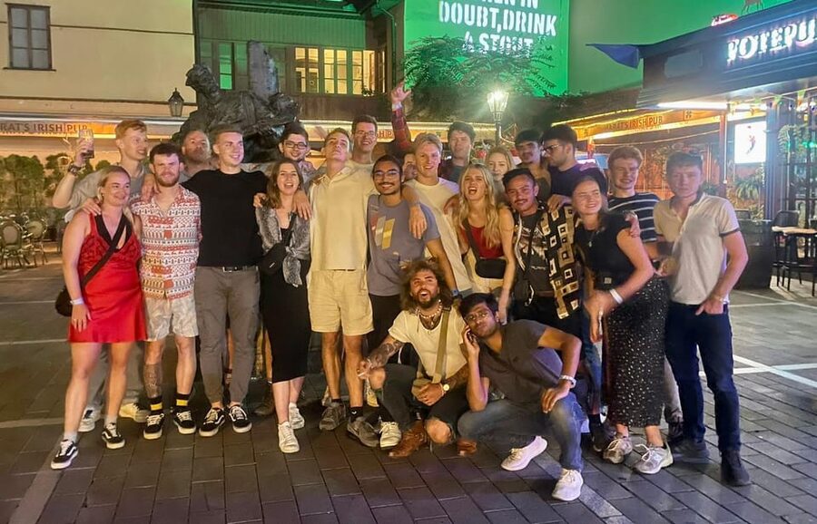Zagreb: Pub Crawl, 1-Hour of Unlimited Drinks, & Club Entry - The real drawbacks to consider