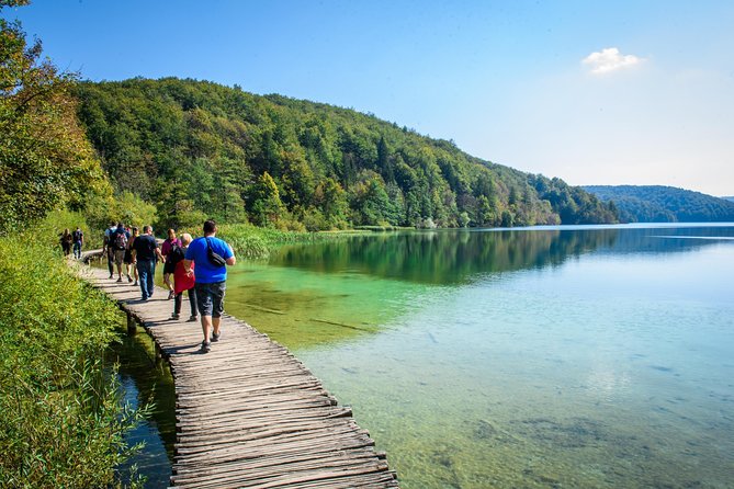Zagreb to Split Group Transfer with Plitvice Lakes guided Tour - Lunch comes late and costs extra