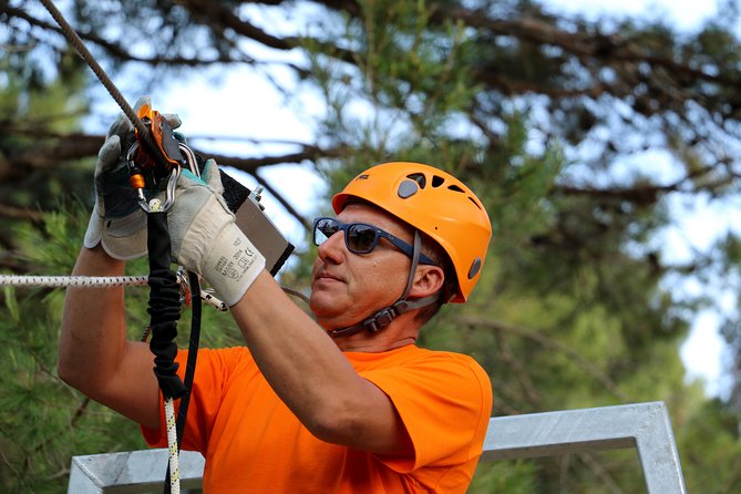 Zip line Tucepi - Pickup makes the outing easier